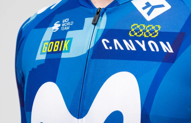 A Movistar lança um uniforme muito especial para o Tour de France 2026