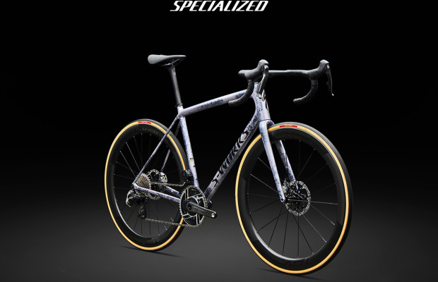 Specialized hace más rápida la Aethos: llegan las nuevas versiones con ruedas Roval Rapide