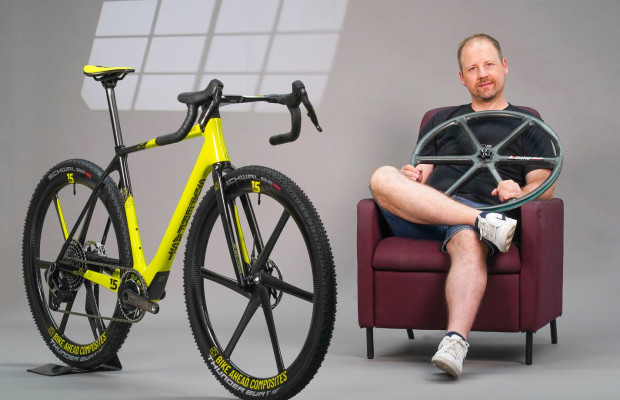 15.000 euros, 7 kg e rodas de 6 raios: assim é a espetacular Bike Ahead Superfast