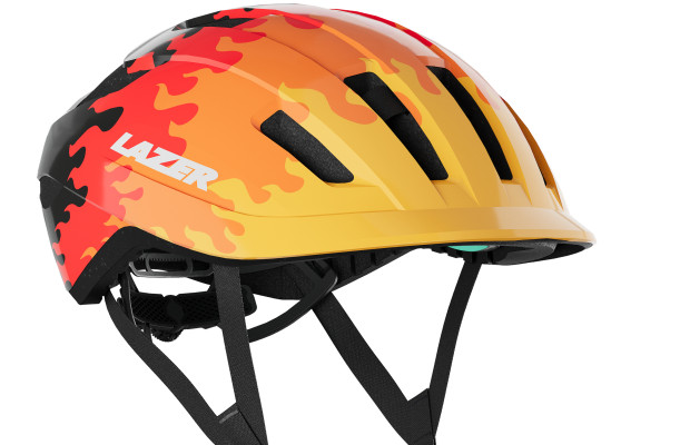 Lazer J1 KinetiCore: un casco infantil de 270 gramos con protección frente a impactos rotacionales por 39,99 euros