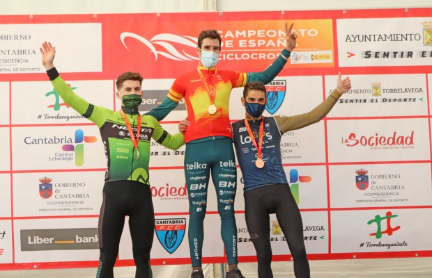 Felipe Orts y Lucía González vuelven a ganar el campeonato nacional de CX