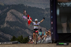 Jenny Rissveds gana la Copa del Mundo XCO de Andorra y logra el primer doblete en Pal Arinsal