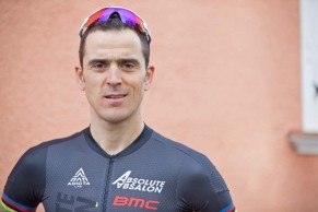 BMC compra marca de roupas de ciclismo Adicta Lab