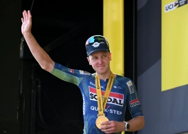 Tim-Merlier-Le-Tour-Stage-8-Podium