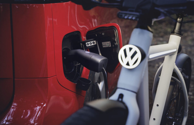 Volkswagen's first eBikes arrive with an integrated rear camera and radar to detect cars