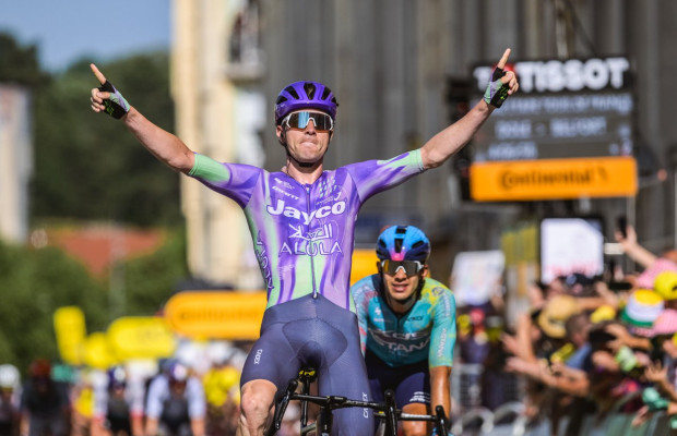 Pidcock se mete de lleno en la lucha por el podio del Tour: ya es cuarto tras la victoria de Mauro Schmid en Belfort