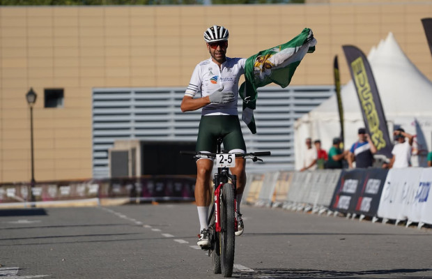 Valero vence a un brillante Thibaut François y gana su 11º Campeonato de España de XCO, Marta Cano logra su primer título élite