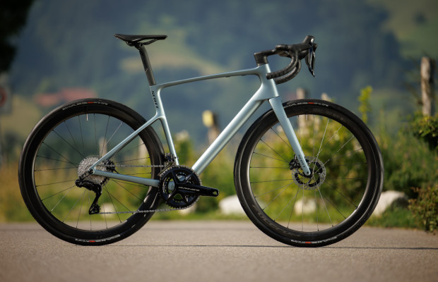 Eine komplett umgebaute neue Scott Addict kommt an