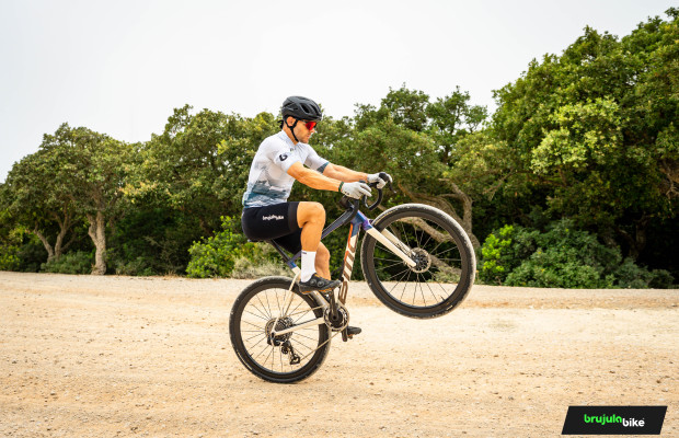 A BMC Kaius 01 é a gravel mais rápida do mercado? Nós a testamos
