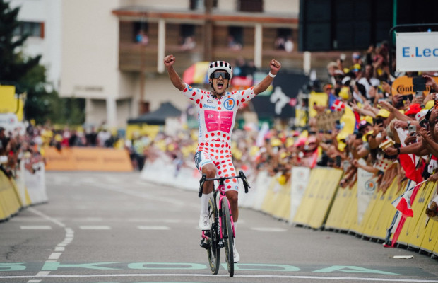 Richard Carapaz conquista la etapa reina del Tour: el podio general está definido