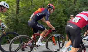 España deja muy buenas sensaciones en el Europeo de Short Track: cuarto puesto para François y Top 10 de Cullell