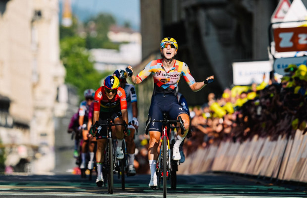 Lorena Wiebes conquista el primer maillot amarillo del Tour de France Femmes 2026