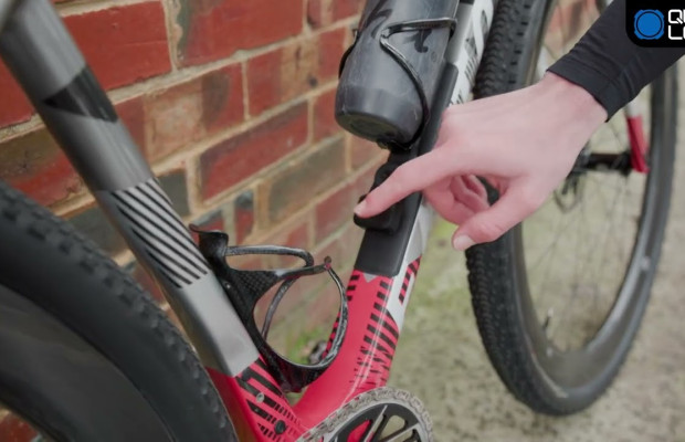 Quad Lock lanza una alarma para bicicletas con sensor de huella y localizador
