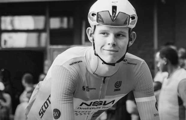 Morre Finlay Tarling aos 19 anos na Volta a Portugal após um acidente com um carro