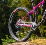 Rockrider presenta una edición muy noventera para la Copa del Mundo de Les Gets
