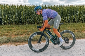 All-new-2026-Silca-Protocol-RCR-road-and-RCG-gravel-bike-race-tires_Dylan-Johnson-riding
