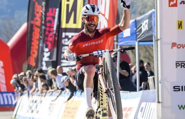 Victor Koretzky gewinnt und vergrößert seine Legende in Banyoles