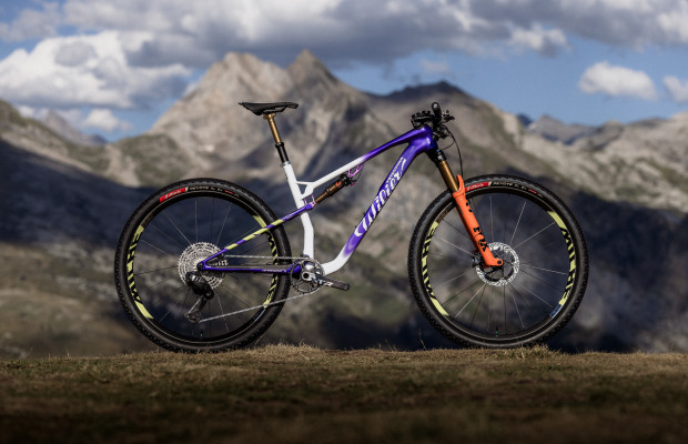 La Wilier Urta Ultimate 2027 llega con más recorrido, nueva cinemática y geometría regulable: modelos y precios
