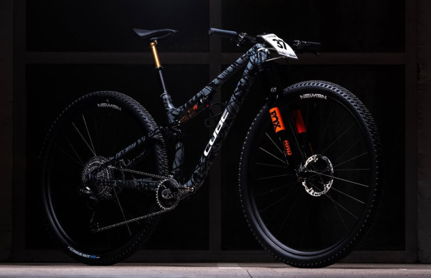 La Cube de 32" de Cink para el Mundial: 120/115 mm, XTR Di2 y ruedas Newmen