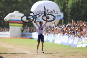 Pidcock gana el Mundial y anuncia que se alejará del MTB en 2027