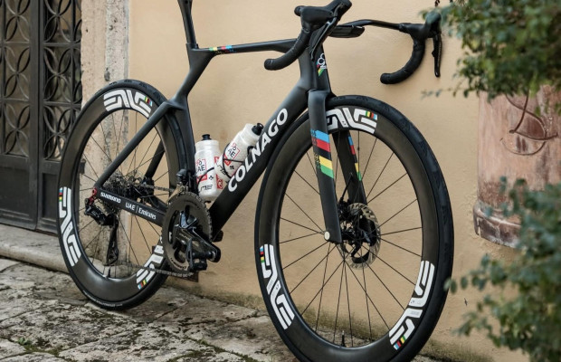 ¿Se "espían" los equipos ciclistas? Lefevere cuenta lo que hicieron con la bici de Pogačar