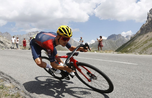 When to grip the drops on the road bike handlebars