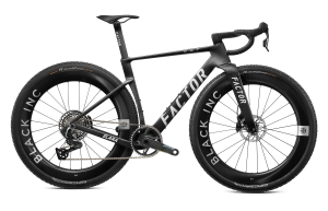 697666-ELARA_MATTE%20CARBON%20_DS180-804ad7-original-1788162198