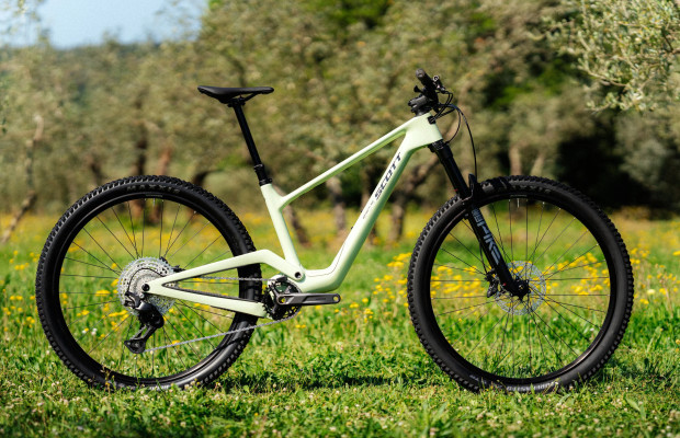 SCOTT Spark DC 2027 : la nouvelle Spark passe à 140 mm de débattement