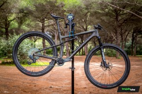 We test and compare three MTB top bikes: Specialized Epic vs Scott Spark vs Cannondale Scalpel
