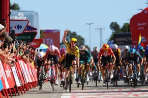 brennan gana etapa 16 vuelta