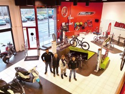 La histórica tienda Tomás Bellès llega a su 50 aniversario con un cambio radical de rumbo