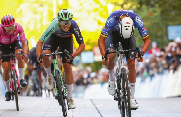 Angriff, Verfolgung und Sieg: Van der Poel legt in Luxemburg furios los