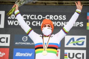 Lucinda Brand gana el Campeonato del Mundo CX 2021