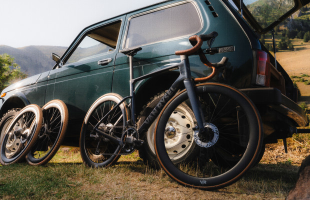 Van Rysel präsentiert THE ACE, ein exklusives RCR-G mit zwei Laufradsätzen für Straße und Gravel