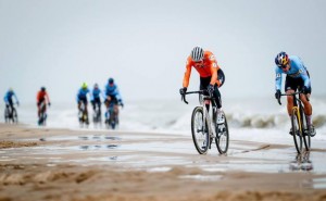 Así ganó Van der Poel su cuarto mundial de ciclocross