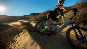 canyon-torque-on-2021-e-mtb/