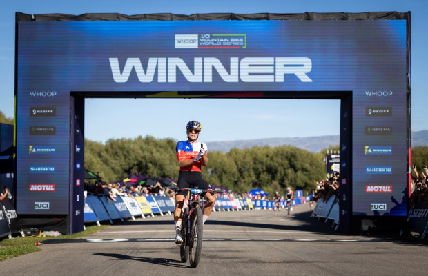 Martin Vidaurre settles a thrillingly close Soldier Hollow XCO on the final lap