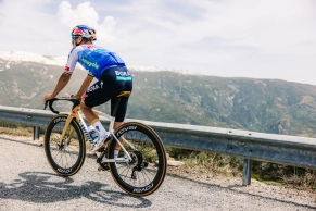 Specialized pone a la venta la exclusiva S-Works Tarmac SL9 Remco LTD: solo habrá 100 y cuesta 14.999 €