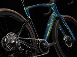 A Pinarello traz novas cores para sua bicicleta de gravel racing