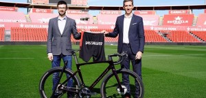 Specialized arrives at football by sponsoring RCD Mallorca