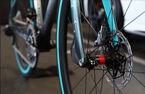 mercedes-amg-petronas-v11/