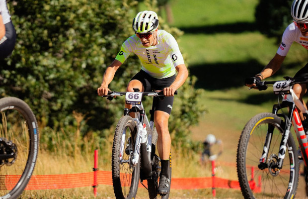 Andri Frischknecht annonce sa retraite de la Coupe du monde, mais restera au sein de SCOTT-SRAM