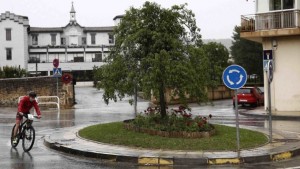 ciclistas-rotondas-prioridad/