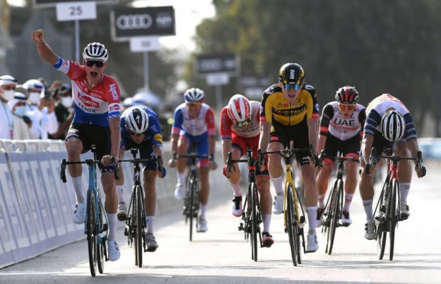 Van der Poel kicks off the road season by winning the first stage of the UAE Tour
