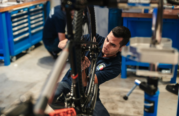 A Europa precisa de 105 mil mecânicos de bicicletas