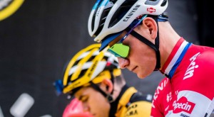 Van der Poel y todo su equipo obligados a retirarse del UAE Tour