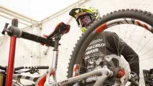 ruedas-mtb-aluminio-vs-carbono-pros-contras/