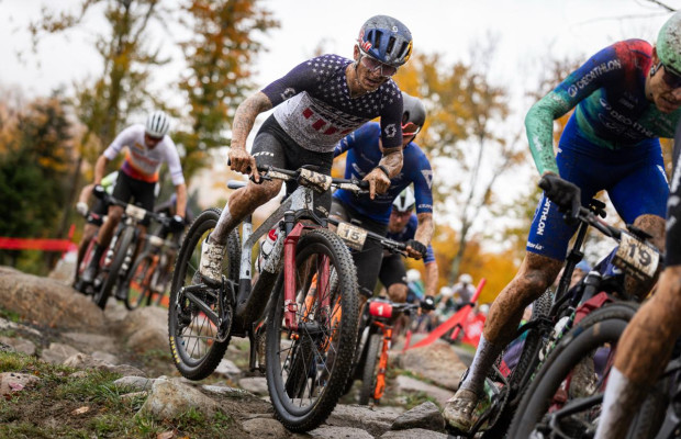 VÍDEO | El último Short Track del año dejó barro, ataques y dos grandes victorias