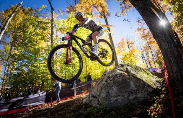 VÍDEO | Al límite, así ganaron Frei y Aldridge el último XCO de la temporada