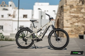 La Amflow TL Carbon nos ha sorprendido: mucho más que una bicicleta eléctrica urbana